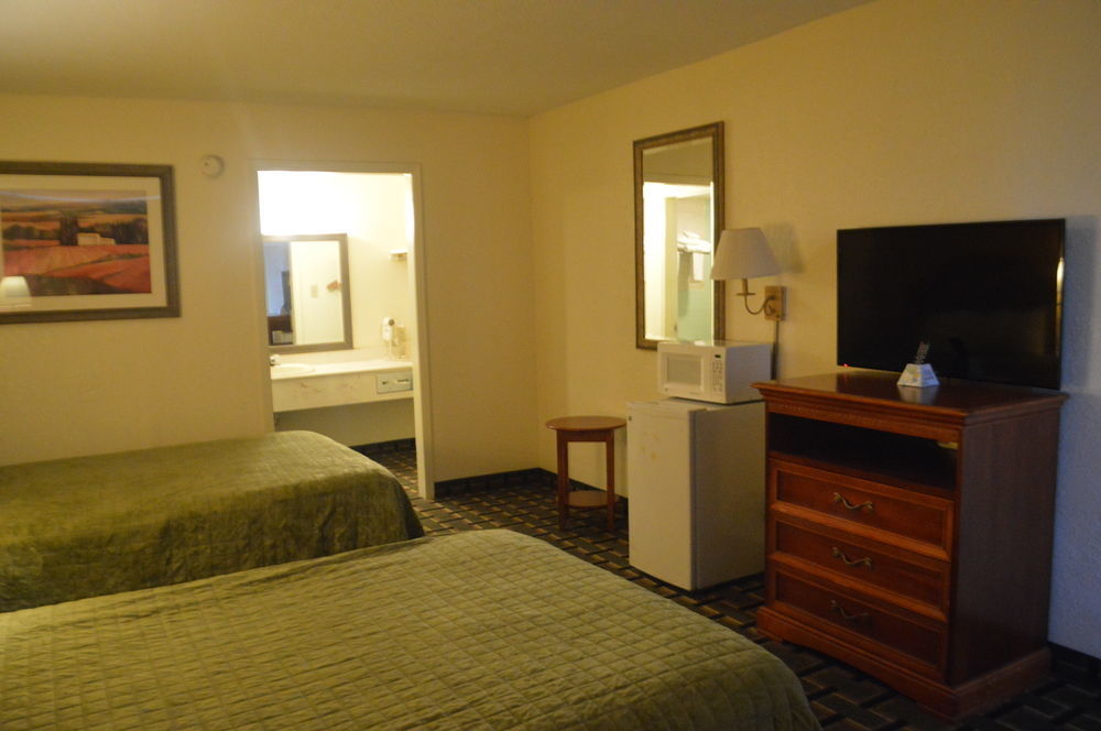 Rodeway Inn Denmark-Jackson Esterno foto